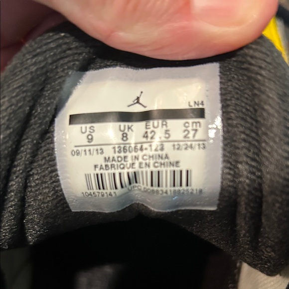 Custom Nike Jordan 3 - Picture 6 of 8